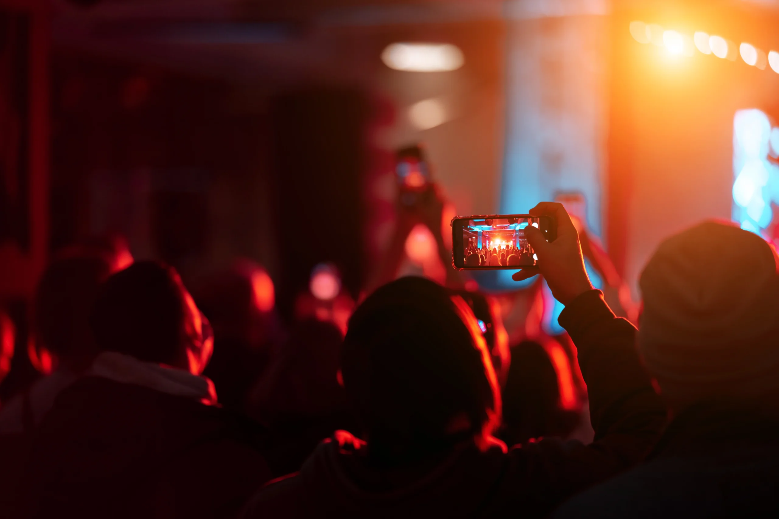 Music & Entertainment
